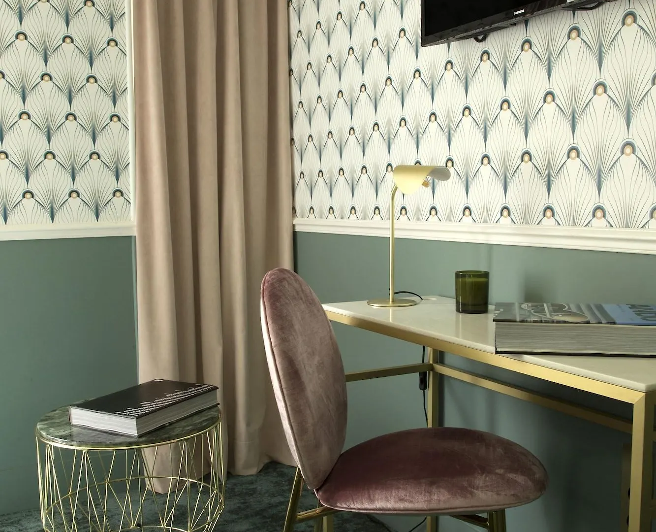 Otel Lena 3*