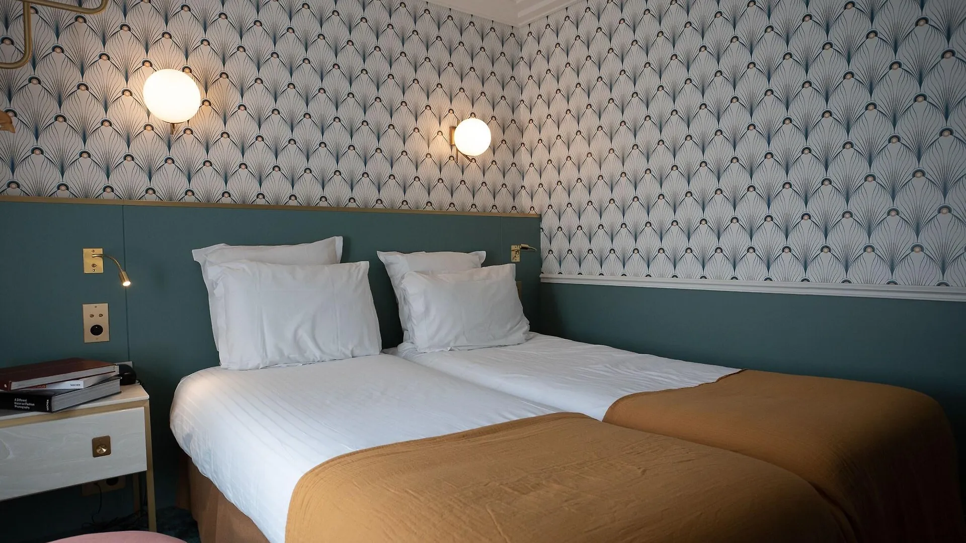 Otel Lena
