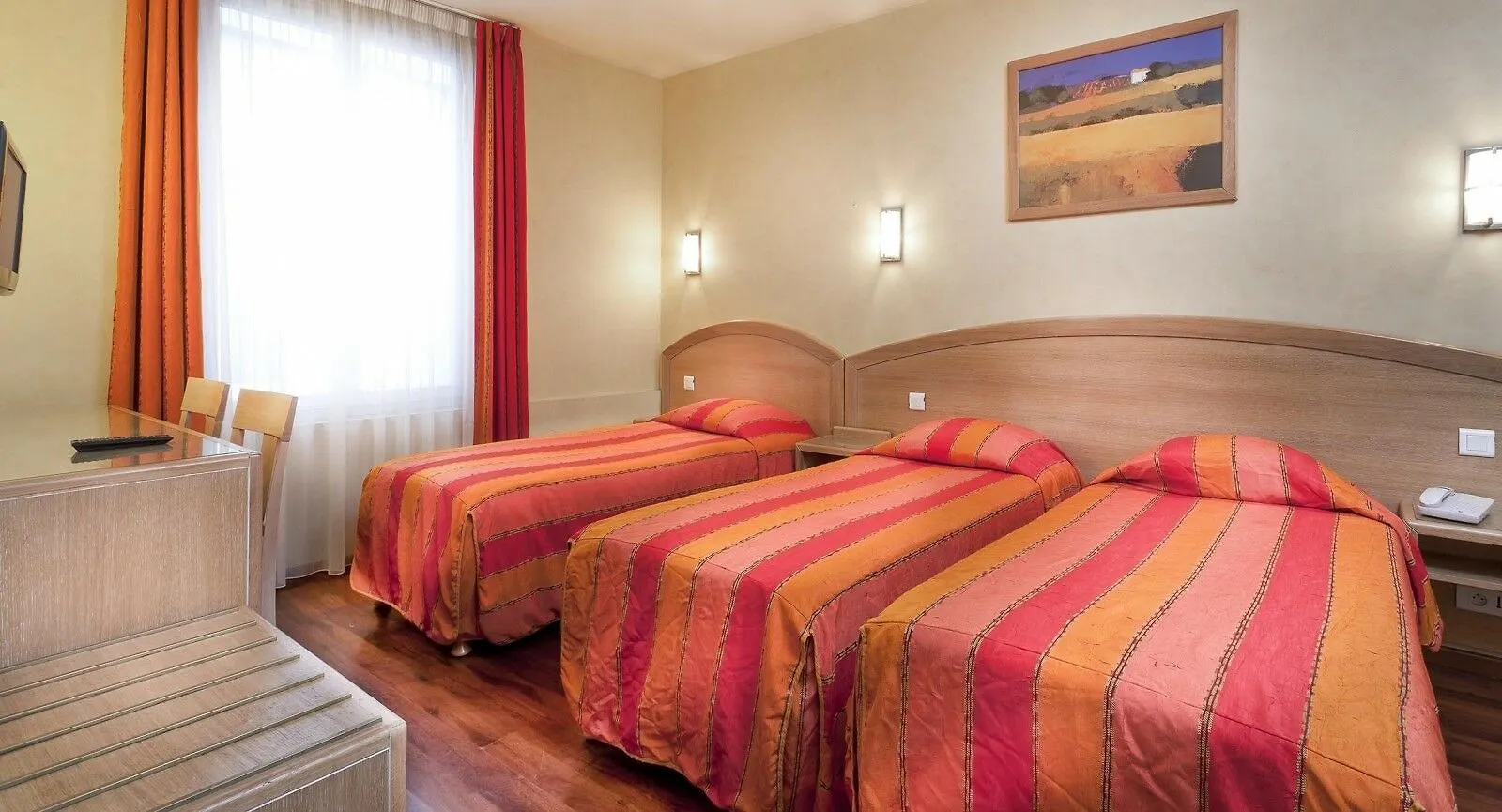 Otel Lena 3*