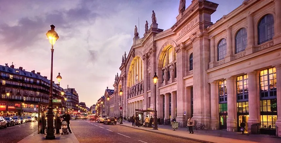Léna 3* Paris